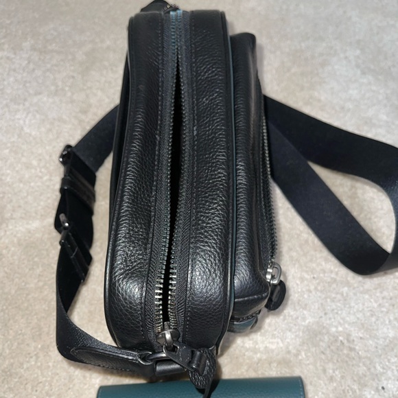 Coach Camera Bag & Matching Sunglasses Case 💯authentic - Picture 8 of 14